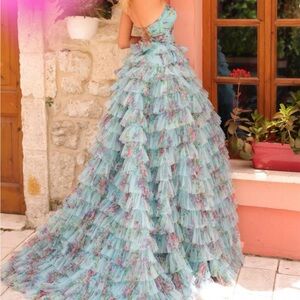 Chic Strapless Ruffled Gown in Floral Blue